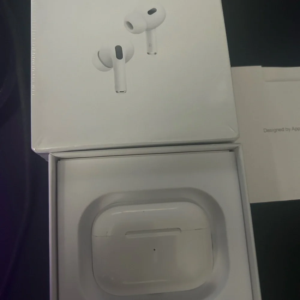 Apple White AirPods Pro Wireless Headset